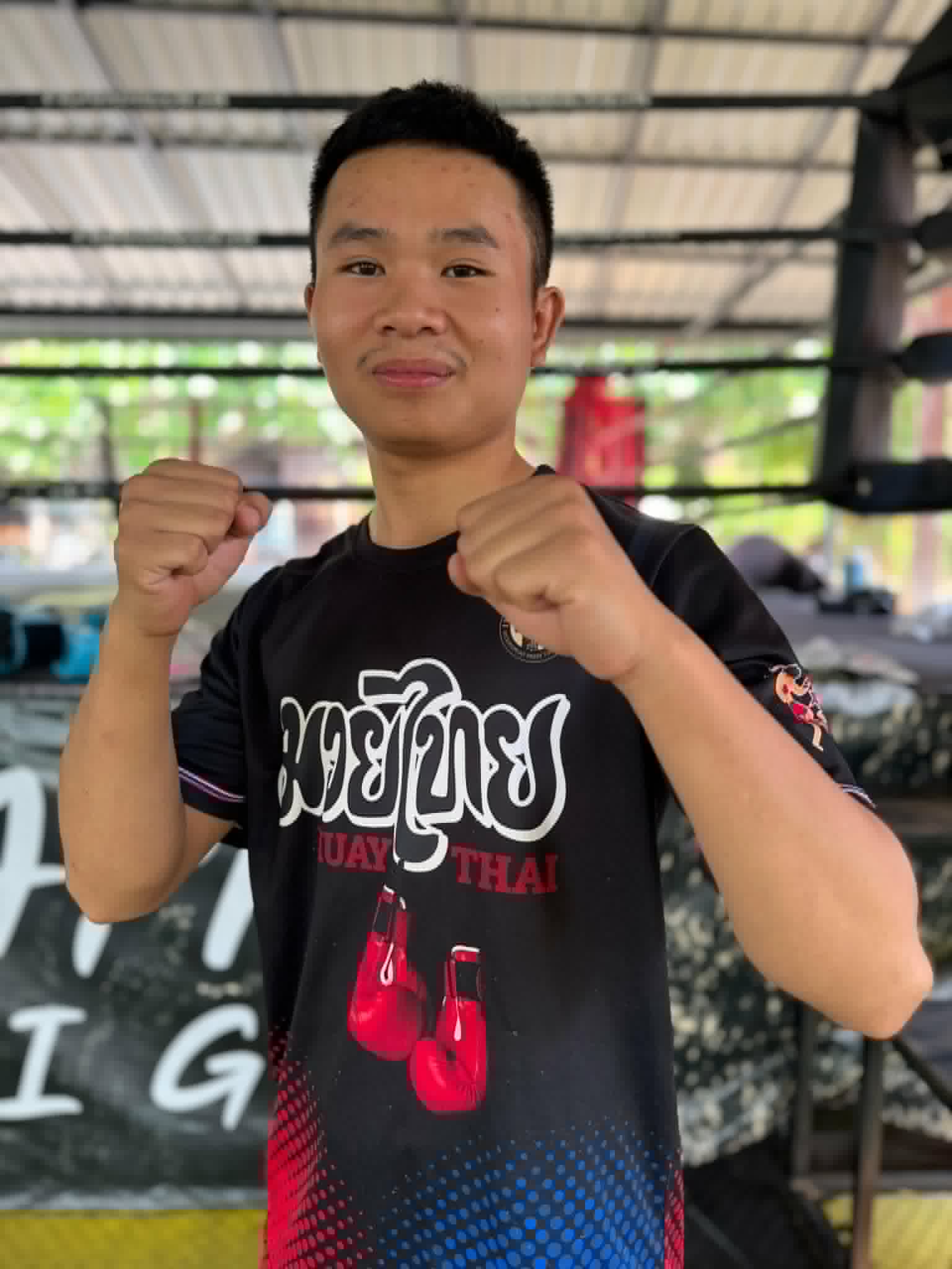 Tiger, Muay Thai trainer at Weeraphat gym